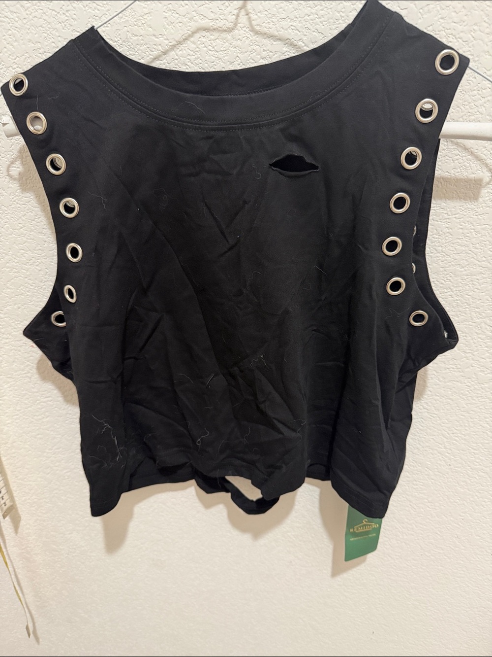 Mido Black Grommet-Accent Cropped Muscle Tee